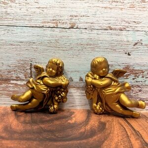 2 Vintage Lee Wards Gold Cherub Wall Hangings 5” Angel Chalkware Roses Grapes